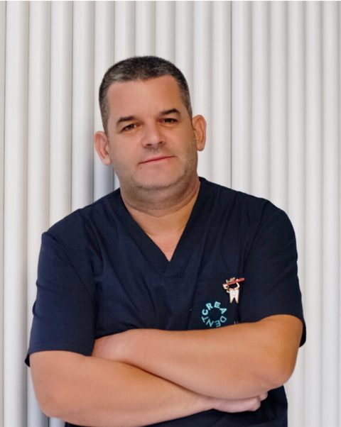 Denis Leskoviku, dental technician