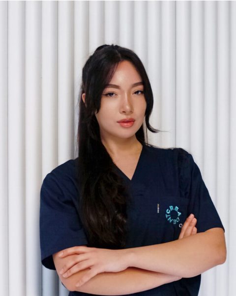 Elisa Lika, dental assistant