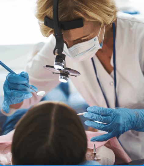 Specialist dental examination at the Elonix clinic in Tirana, Albania